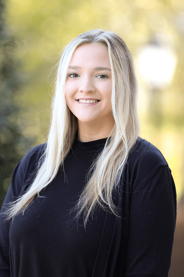 Headshot of Emily Mott