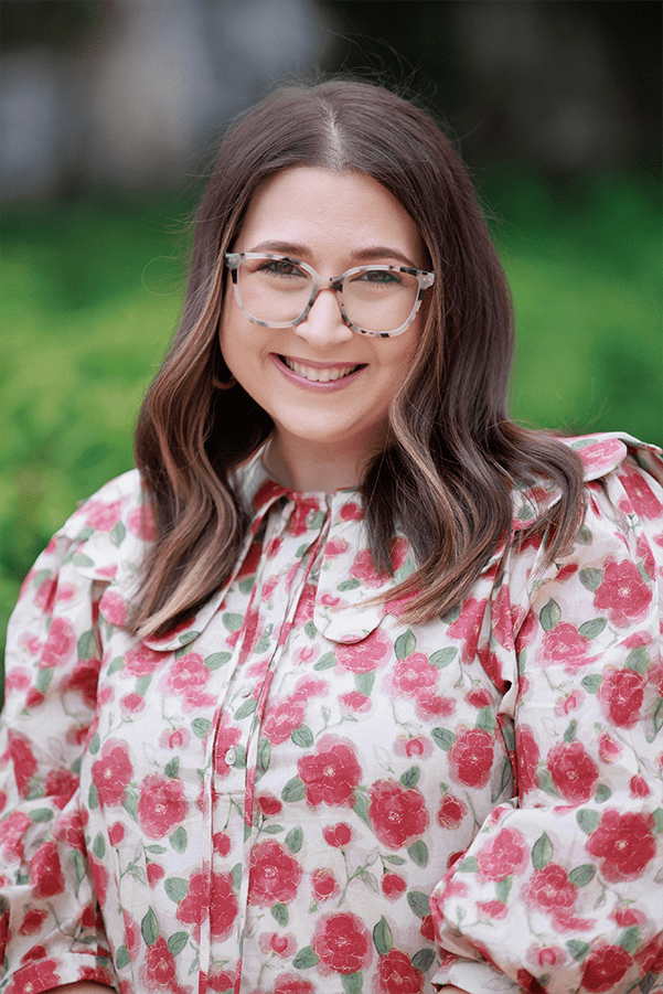 Headshot of Julie Clements
